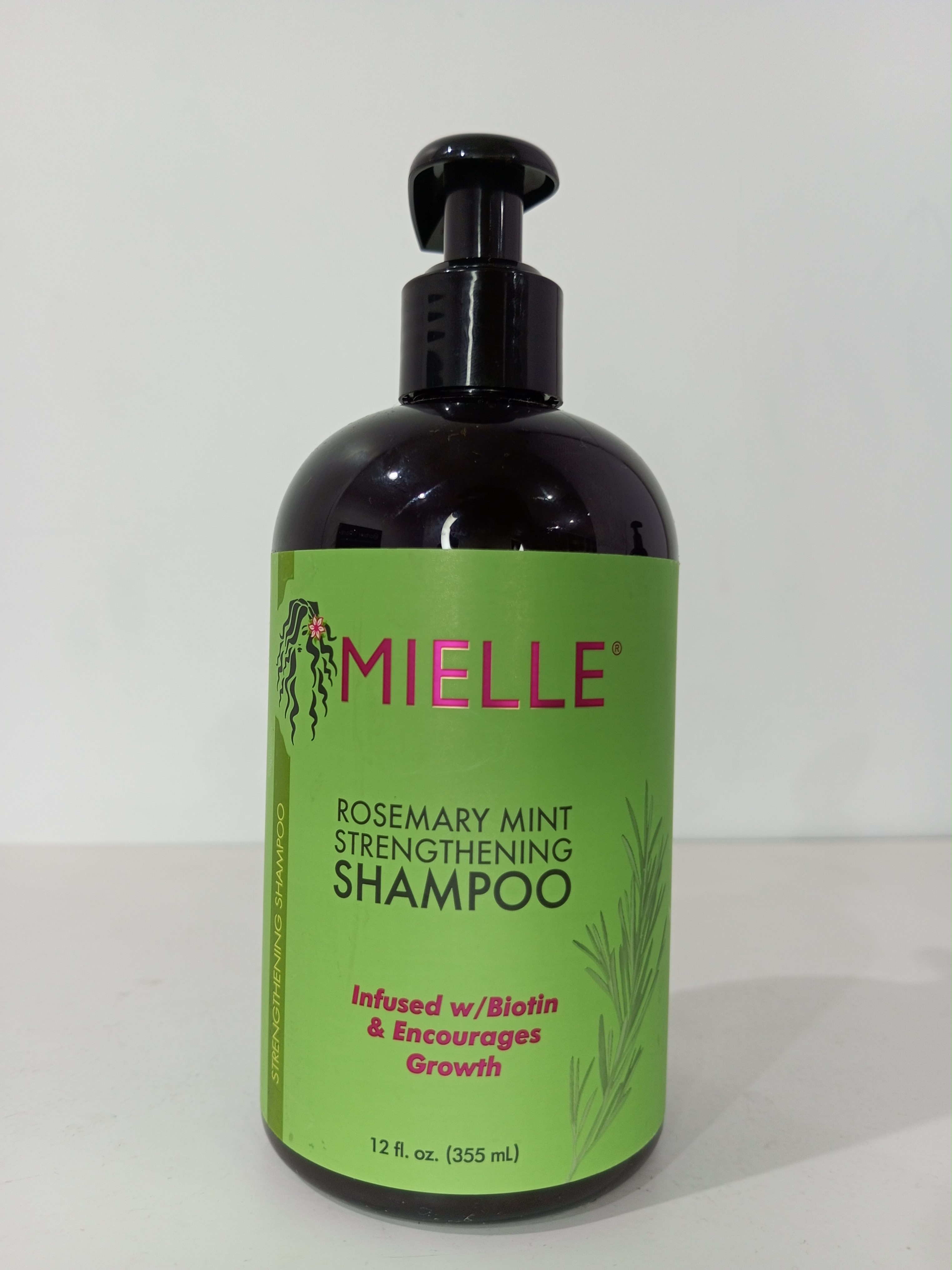 Mielle Rosemary mint shampoo